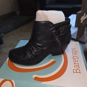 Baretraps Women's Black Ankle Boots
